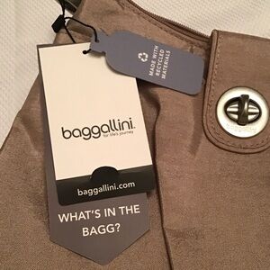 ✔️Baggallini Sorrento RFID Hobo Bag - Rose/Grey Color